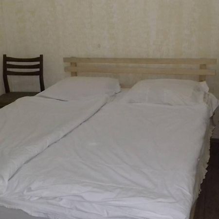 Farmer'S Guest House Telavi Bilik gambar