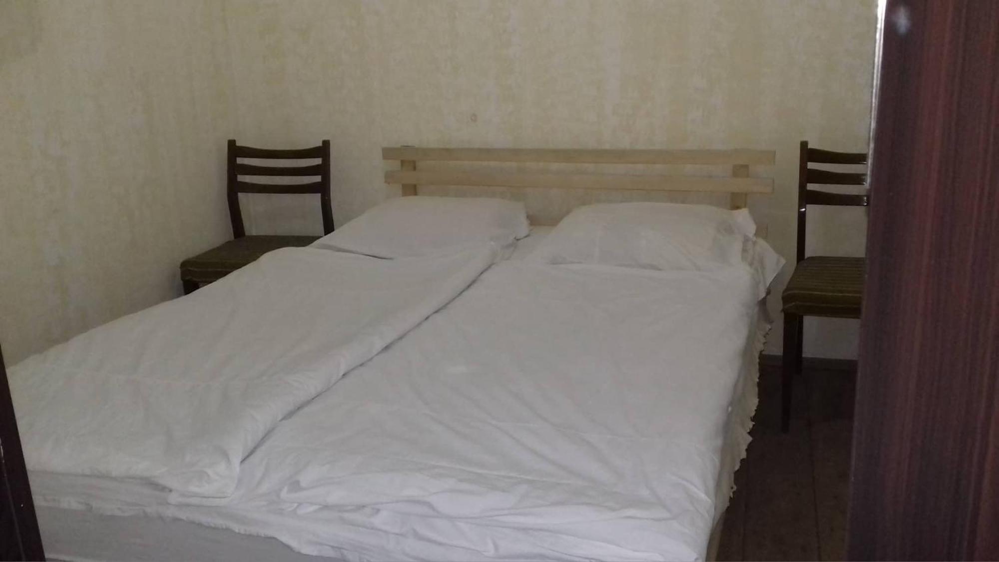 Farmer'S Guest House Telavi Bilik gambar